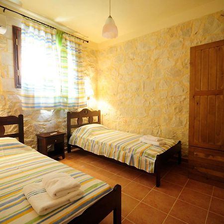 Ville Du Soleil - Exclusive Homes With Rustic Charm And Sensational Views Of The Mediterranean Sea Makrýgialos Esterno foto