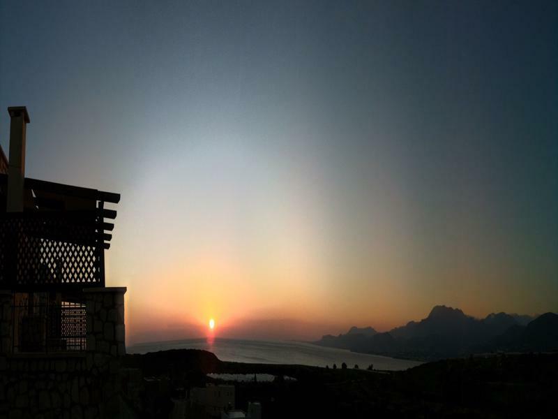 Ville Du Soleil - Exclusive Homes With Rustic Charm And Sensational Views Of The Mediterranean Sea Makrýgialos Esterno foto
