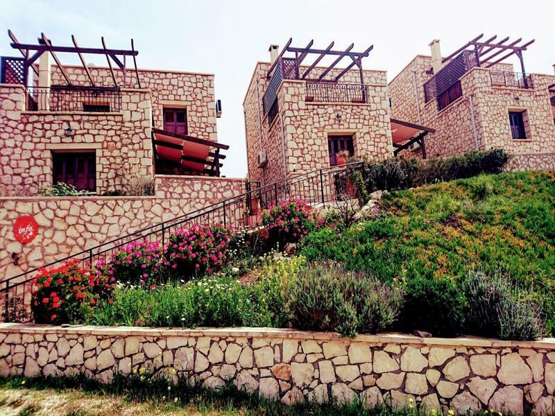 Ville Du Soleil - Exclusive Homes With Rustic Charm And Sensational Views Of The Mediterranean Sea Makrýgialos Esterno foto