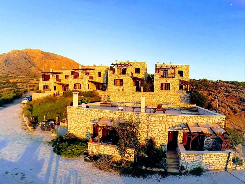 Ville Du Soleil - Exclusive Homes With Rustic Charm And Sensational Views Of The Mediterranean Sea Makrýgialos Esterno foto