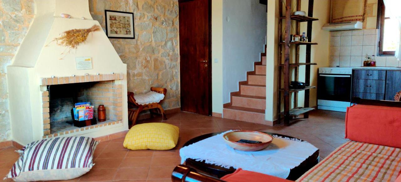 Ville Du Soleil - Exclusive Homes With Rustic Charm And Sensational Views Of The Mediterranean Sea Makrýgialos Esterno foto